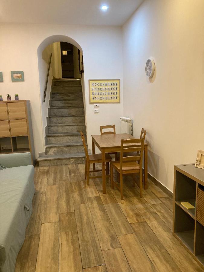 Casa Gaia A Due Passi Dal Duomo Leilighet Napoli Eksteriør bilde